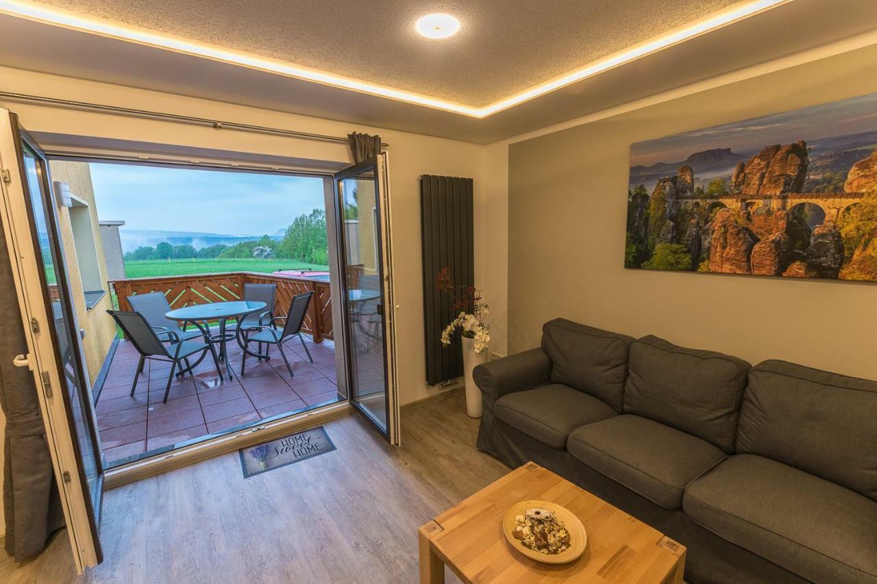 Ferienwohnung "Turmblick" Rathmannsdorf Exteriör bild
