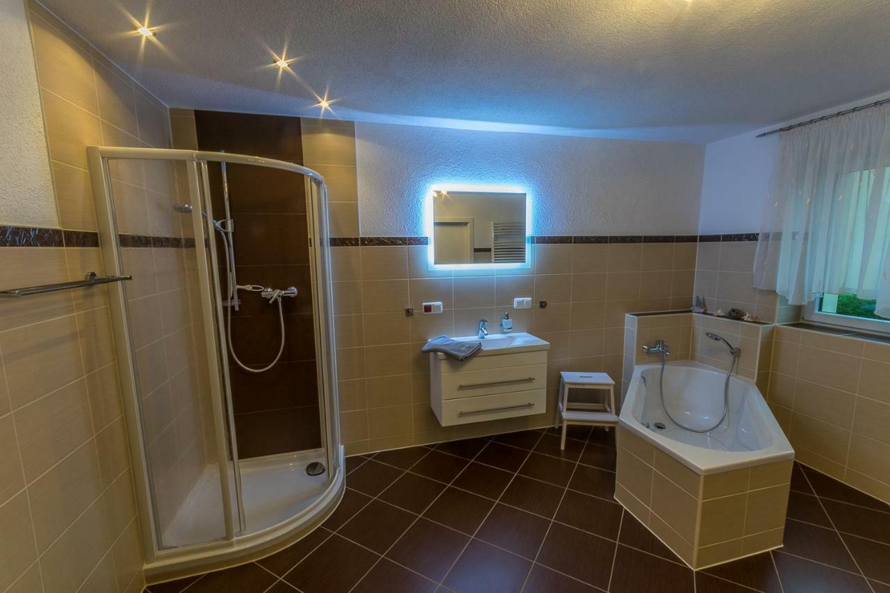 Ferienwohnung "Turmblick" Rathmannsdorf Exteriör bild